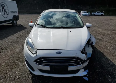 2015 Ford Fiesta S z USA, uszkodzony, nr VIN 3FADP4AJ9FM125859